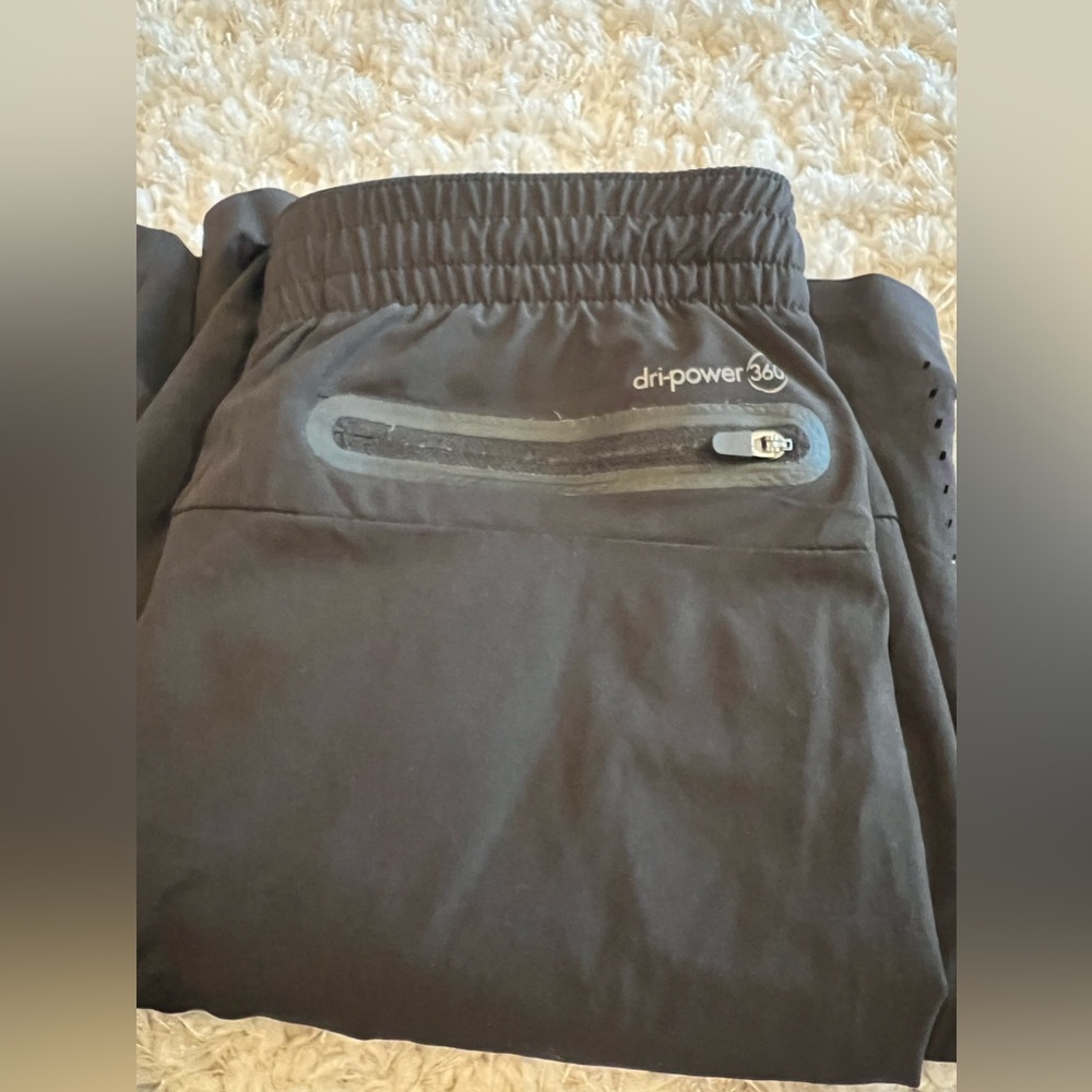 15. Bundle Of 3 Shorts - image 8